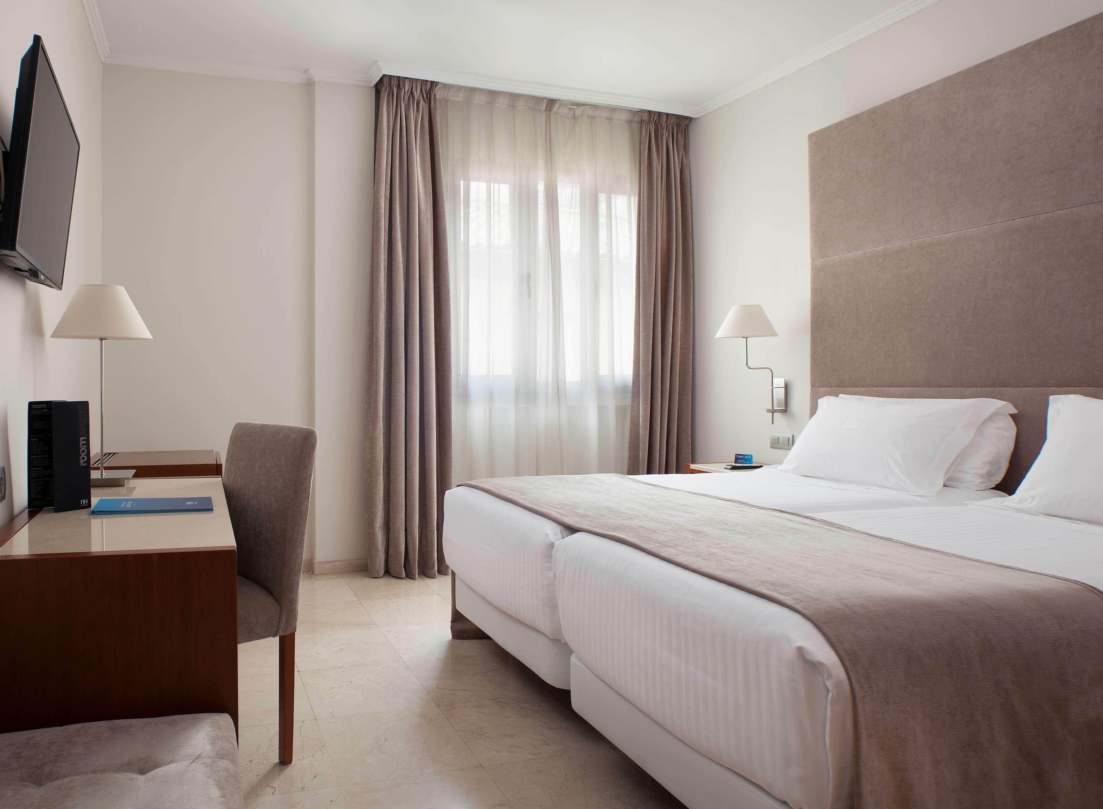 Nh Cordoba Califa Hotel Luaran gambar