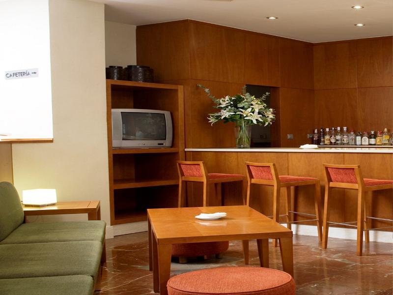 Nh Cordoba Califa Hotel Luaran gambar