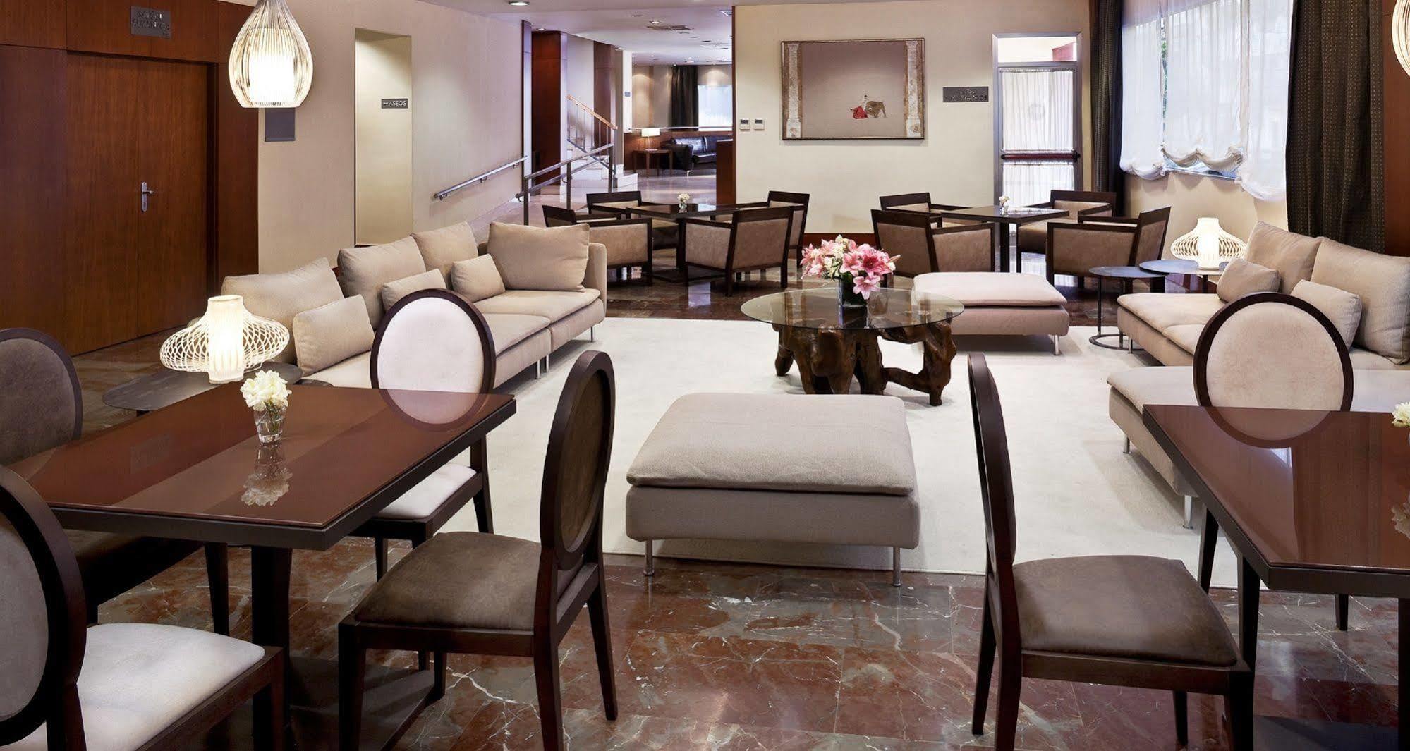 Nh Cordoba Califa Hotel Luaran gambar